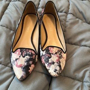 Womens flats